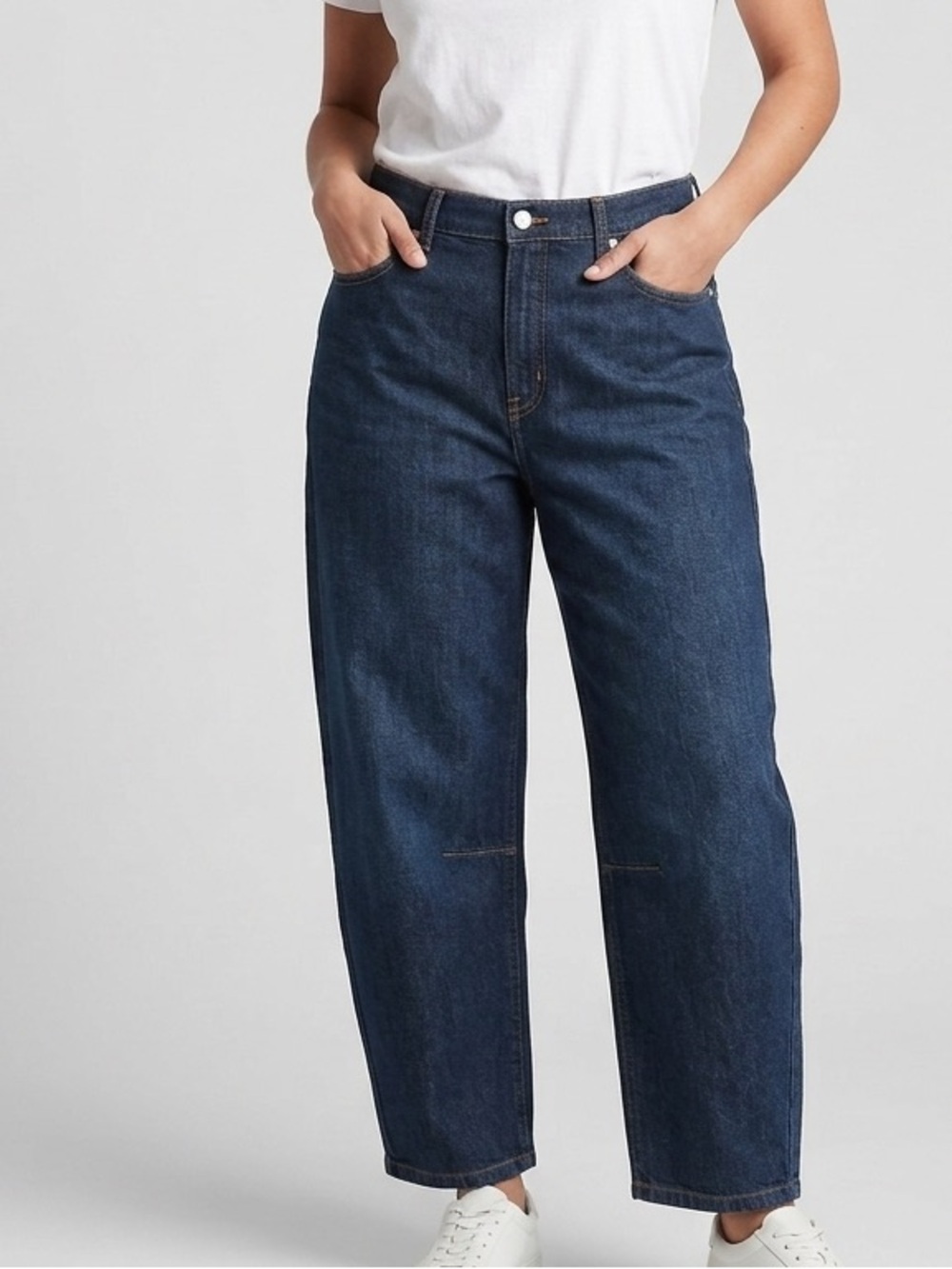 Banana Republic High-Rise Wide Leg Darted Barrel Jeans Dark Blue Size 34